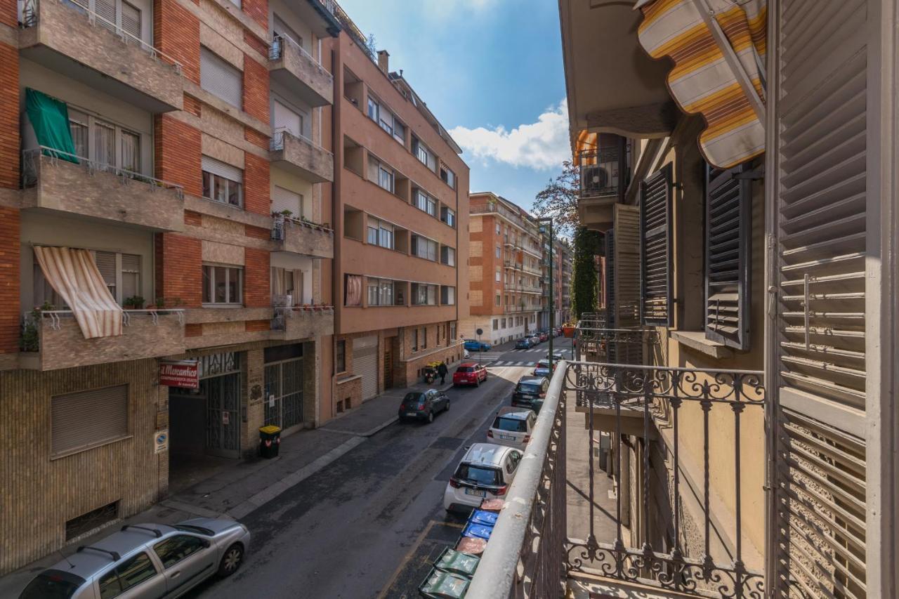 Appartamento In Piazza Adriano In Zona Cenisia Turijn Buitenkant foto